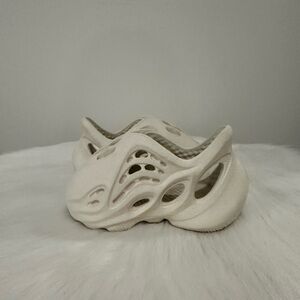Yeezy Infant Foam RNR